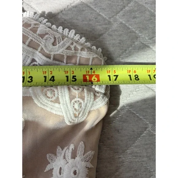 Lulus Dress Womens Medium White‎ Lace Nude Lined Halter Midi Cocktail Bridal - Picture 10 of 10